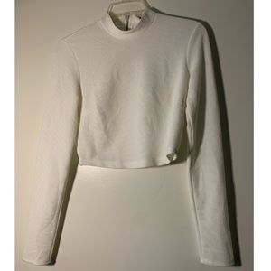 Forever 21 Textured Lines Crop Long Sleeve 
M
white